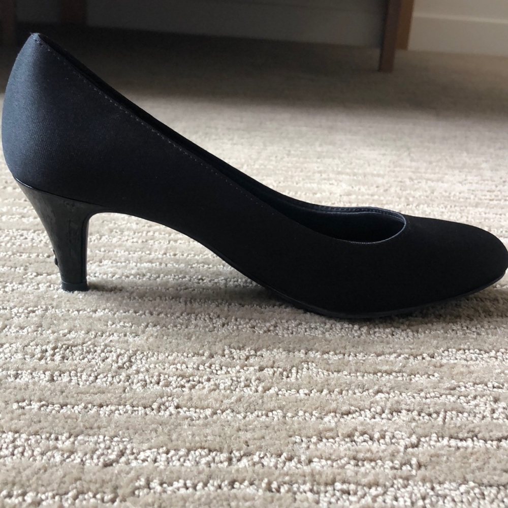 Black Abella Heels!